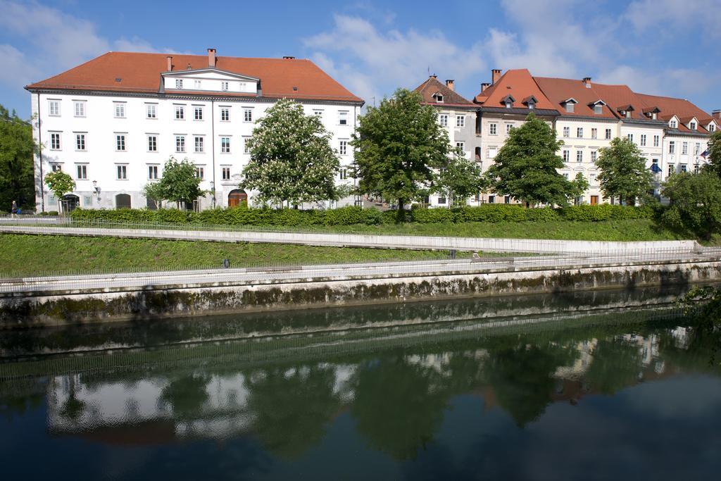 Zois Apartments Ljubljana Exterior photo