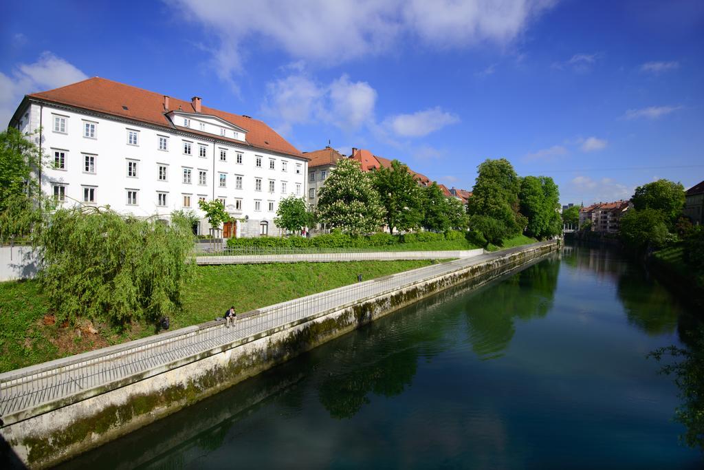 Zois Apartments Ljubljana Exterior photo