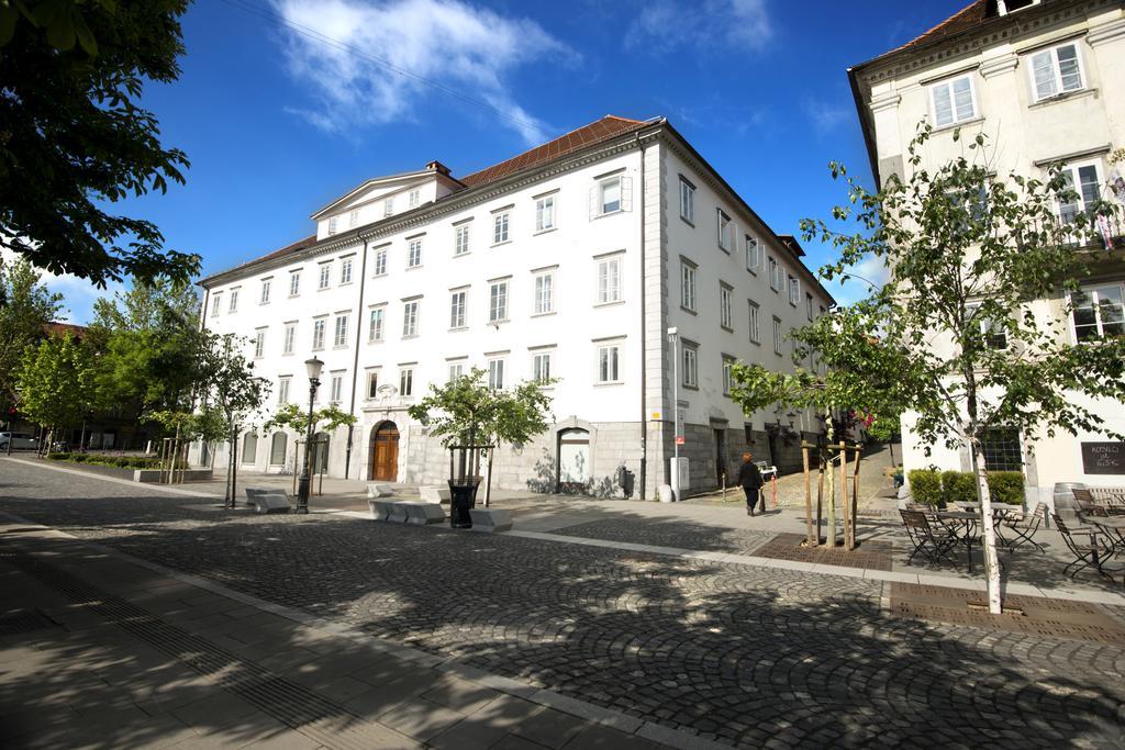 Zois Apartments Ljubljana Exterior photo